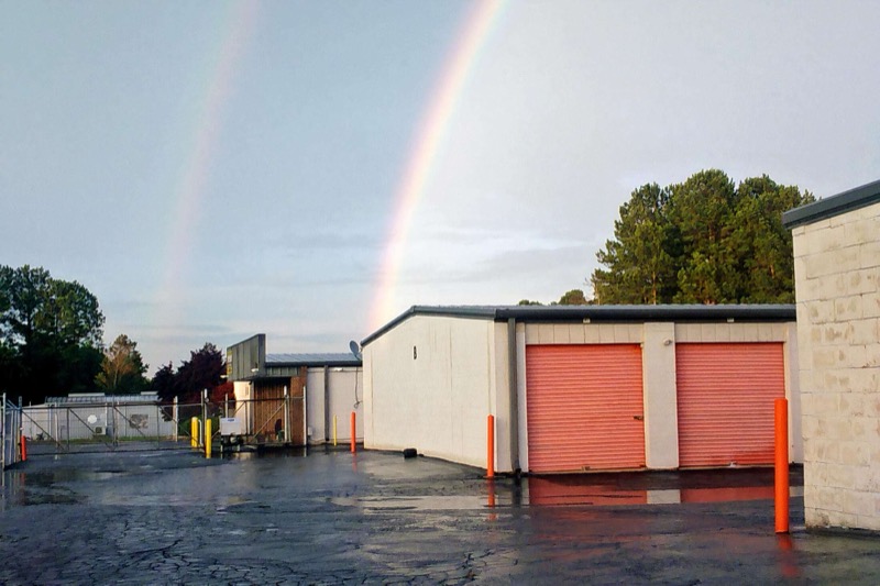 Drive-up storage units at Ryder Mini Storage & Warehouse in Anderson, SC