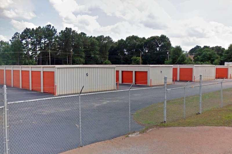 Drive-up storage units used for household moves in Anderson, SC